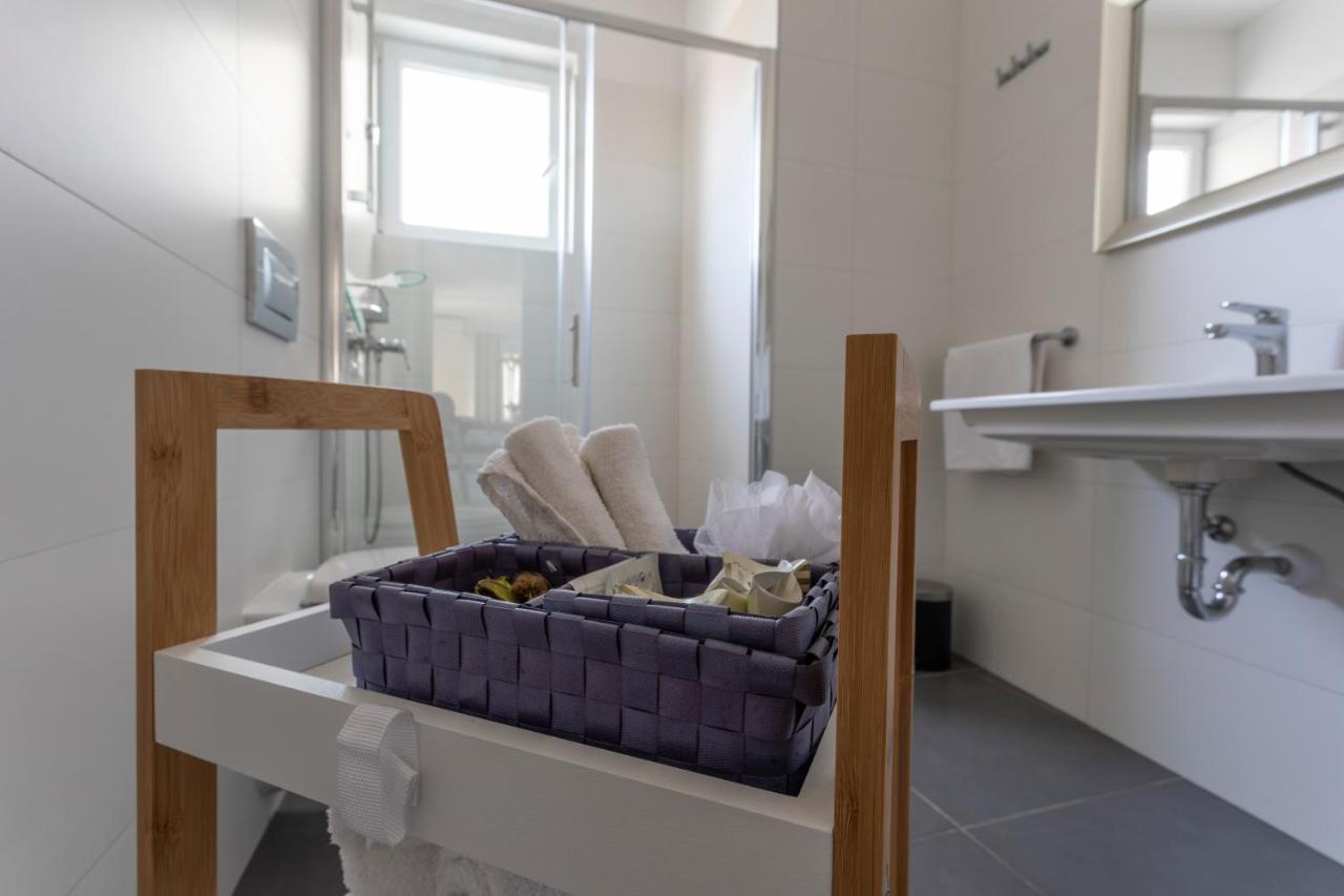Atena Zaton Apartment Нин Екстериор снимка