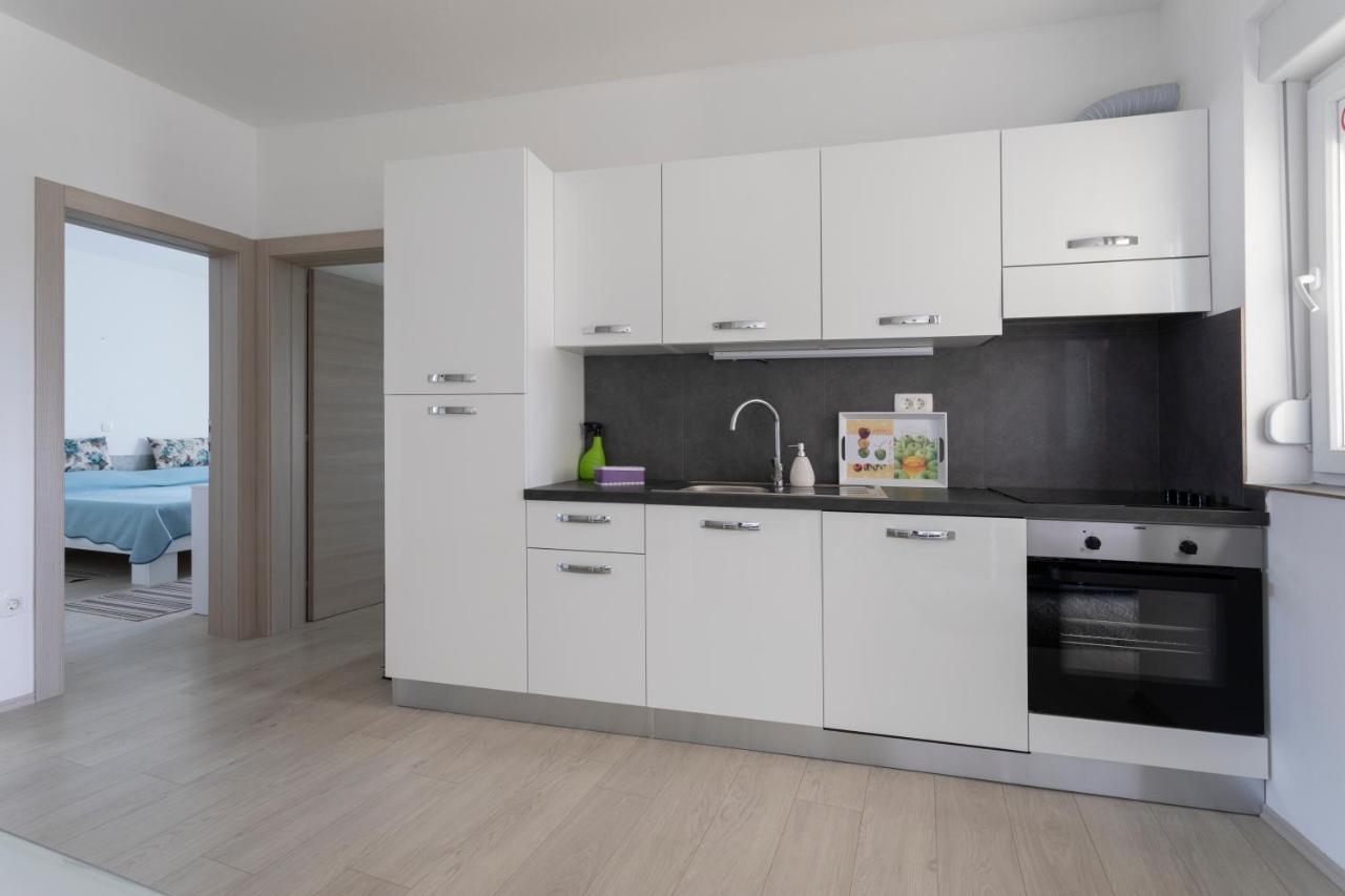 Atena Zaton Apartment Нин Екстериор снимка